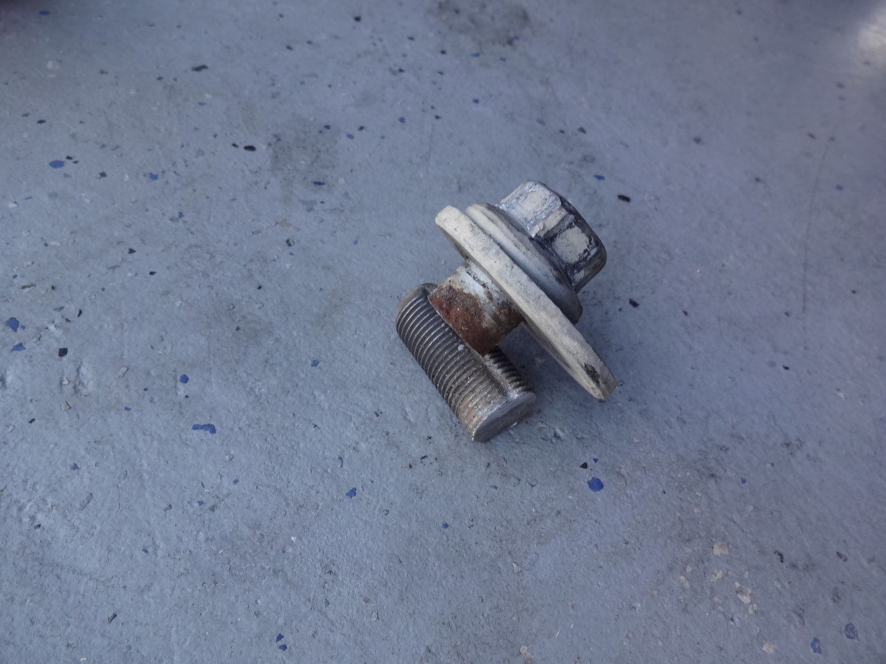 Seized suspension bolts help Toyota Tundra Forum