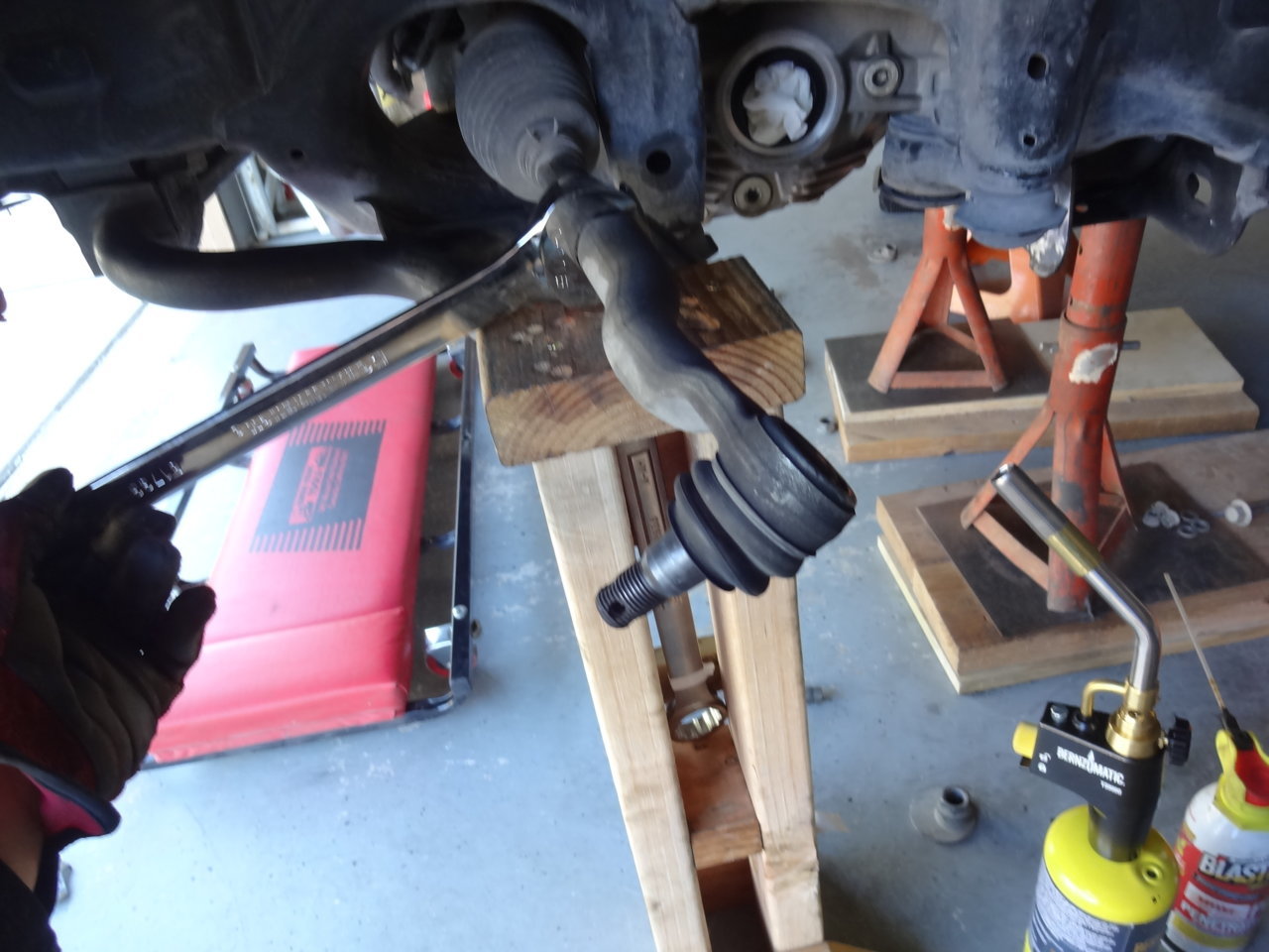 Seized suspension bolts help Toyota Tundra Forum