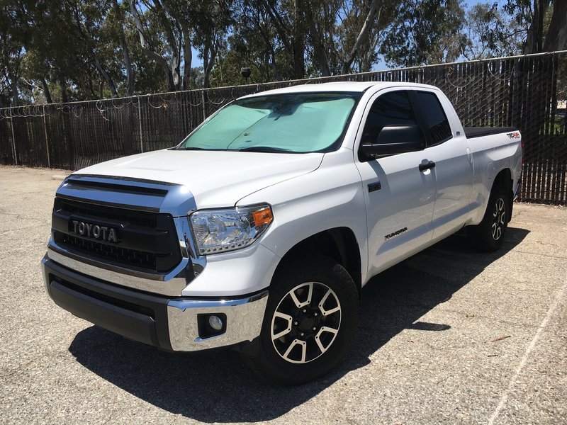 Anyone with a White 2014 switch to the TRD PRO Grille? Toyota Tundra