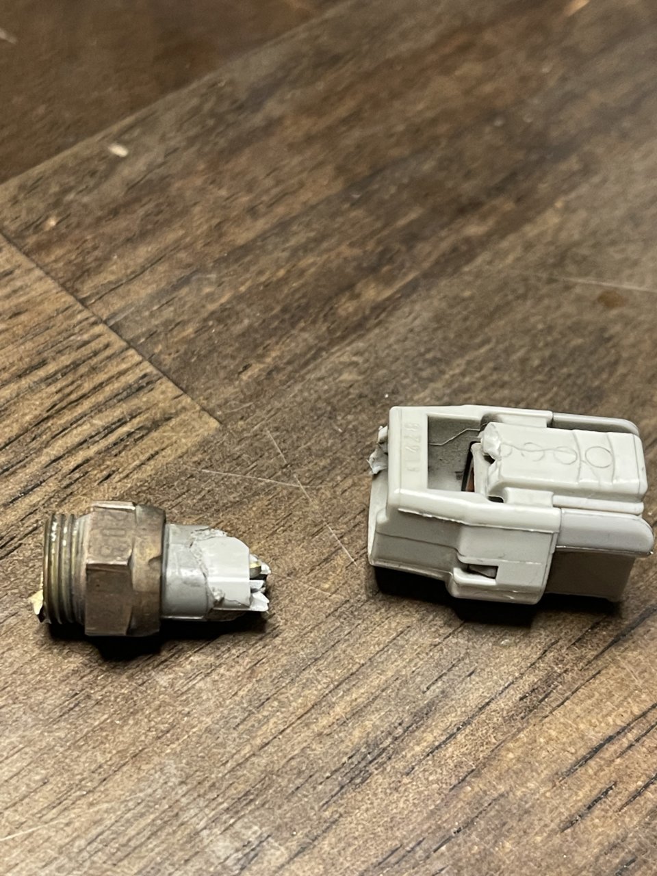Anyone know what this wiring harness is?? | Toyota Tundra Forum