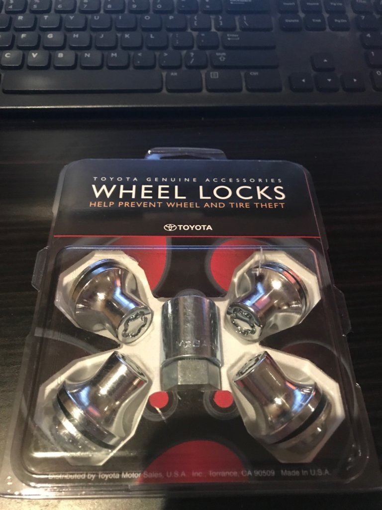 Sold New Toyota Wheel Locks Toyota Tundra Forum