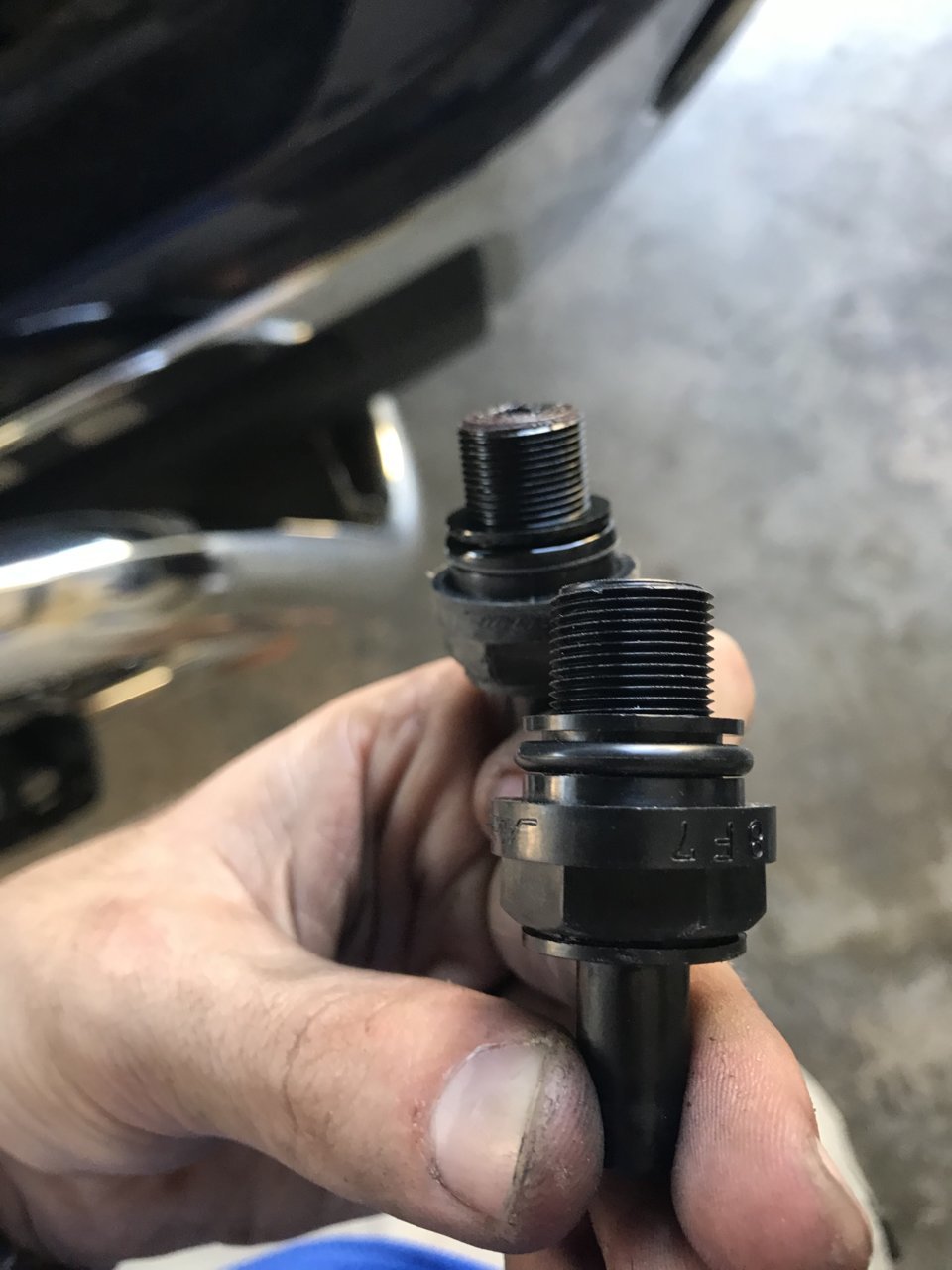 5.7L Valve Cover Gasket Change Process w/ Photos Toyota Tundra Forum