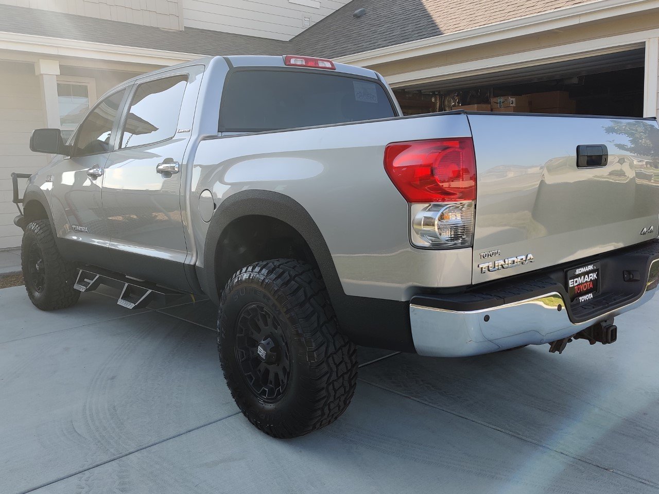 Duhockeys 08 Limited Crewmax Toyota Tundra Forum