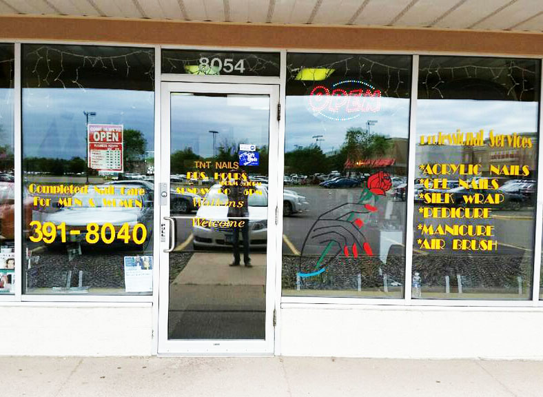 Gallery TNT Nails of Brooklyn Park, Minnesota