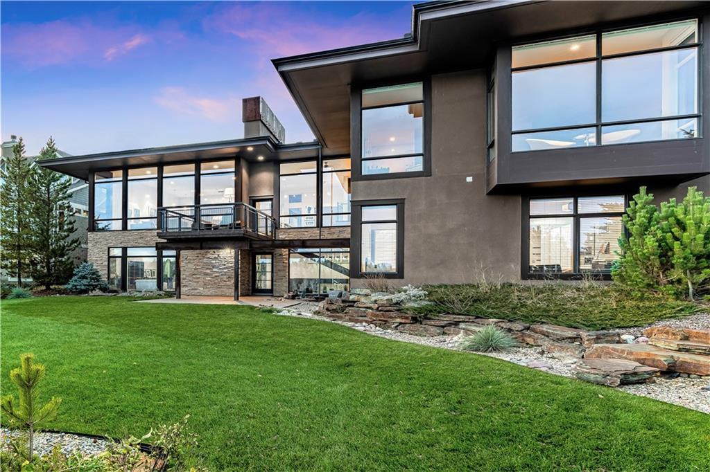 TNT TEAM RE/MAX Calgary 244 SNOWBERRY Circle