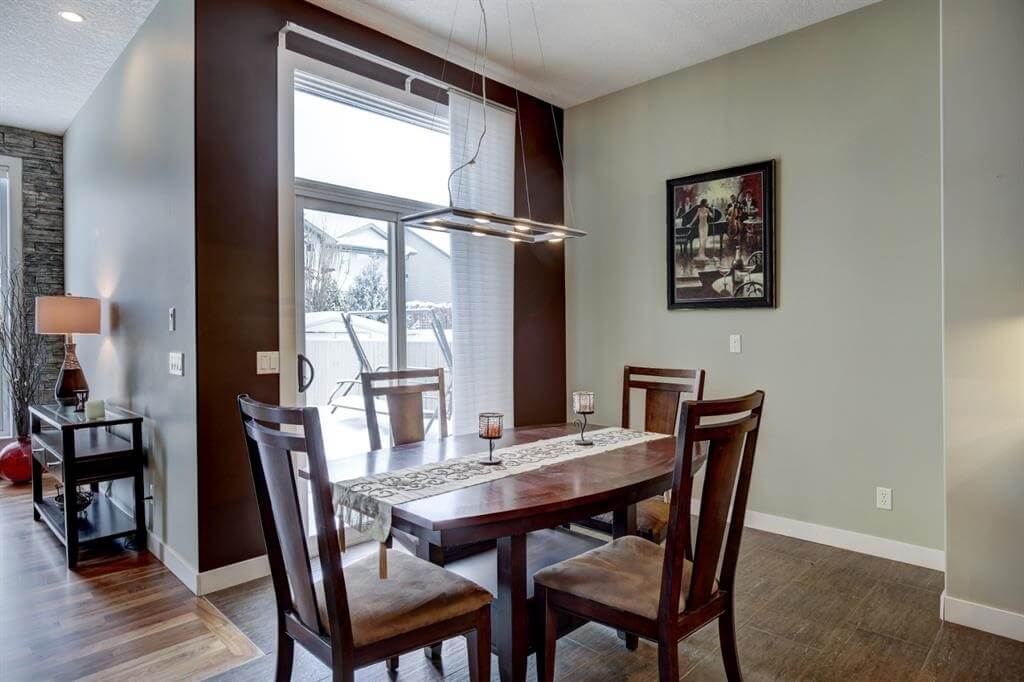 TNT TEAM RE/MAX Calgary 6 Elgin Estates Grove SE