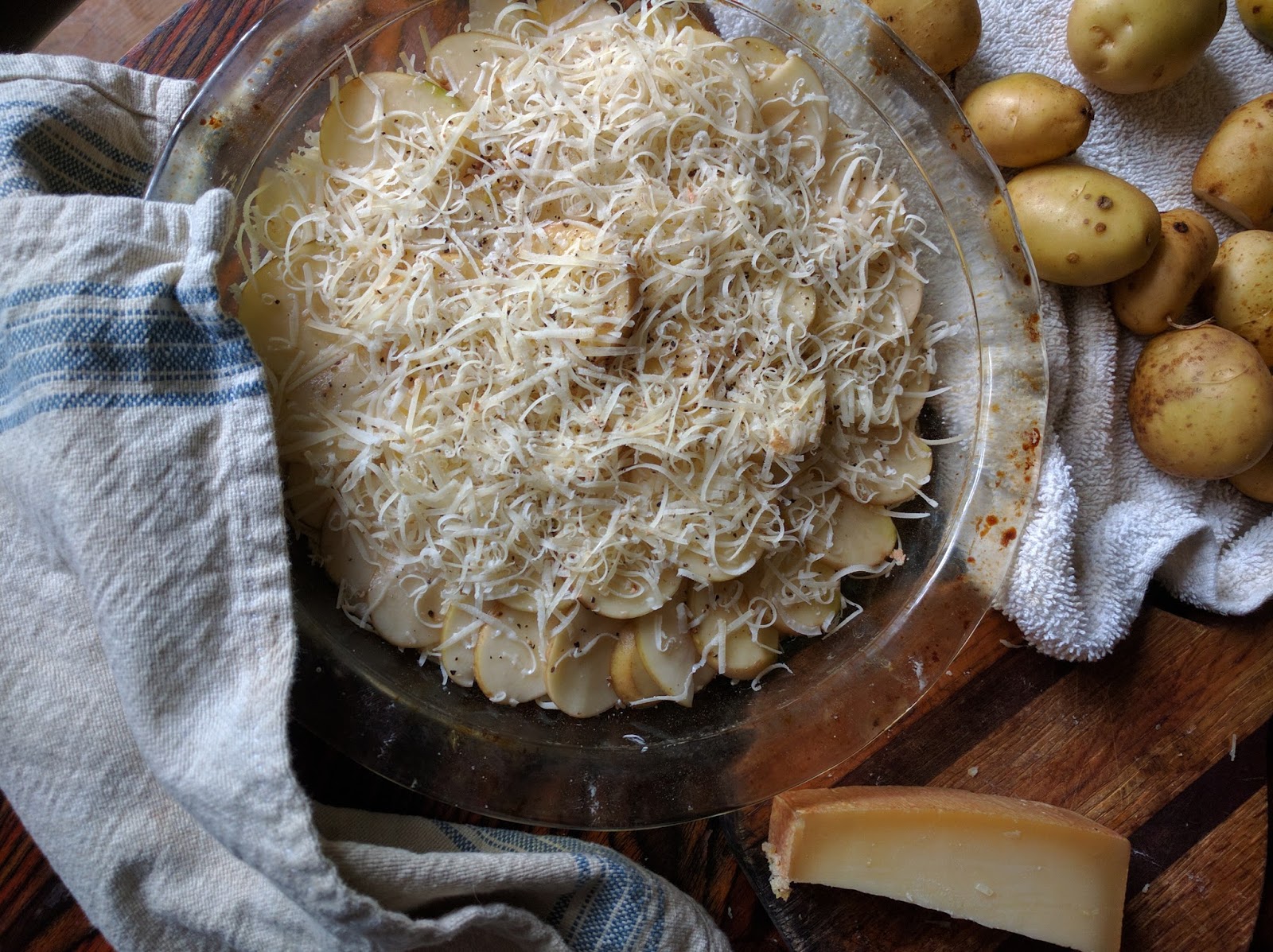 POMMES DE TERRE AU FROMAGE Potatoes With Cheese Toadstools And Fairy Rings
