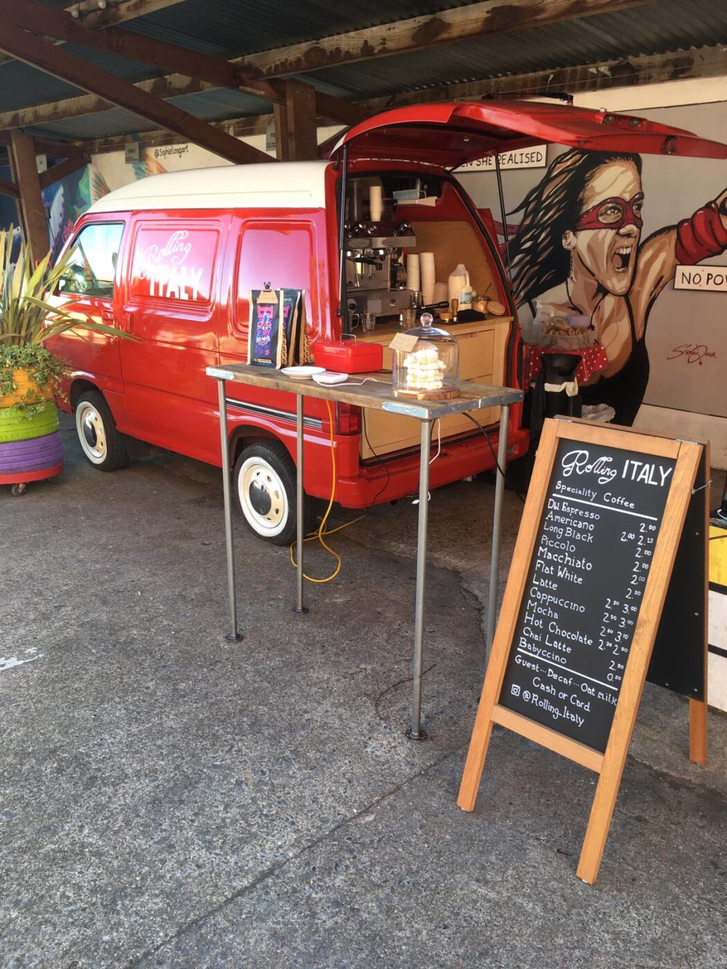 Rolling Italy Tobacco Factory