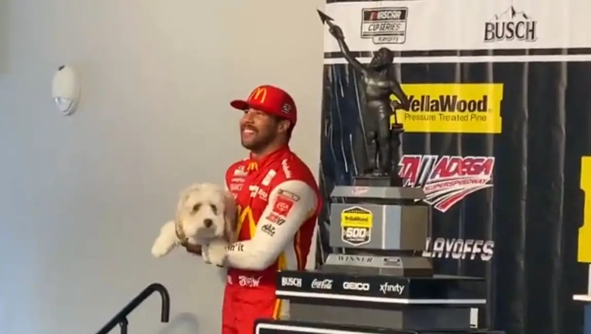 Video Bubba Wallace Brings His Dog Asher to Victory Photos at Talladega