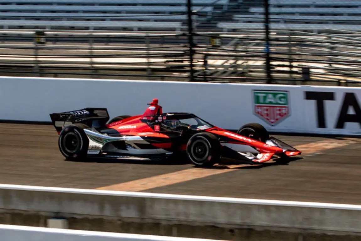 Chevrolet, Honda Debut 2024 IndyCar Engines on IMS Road Course