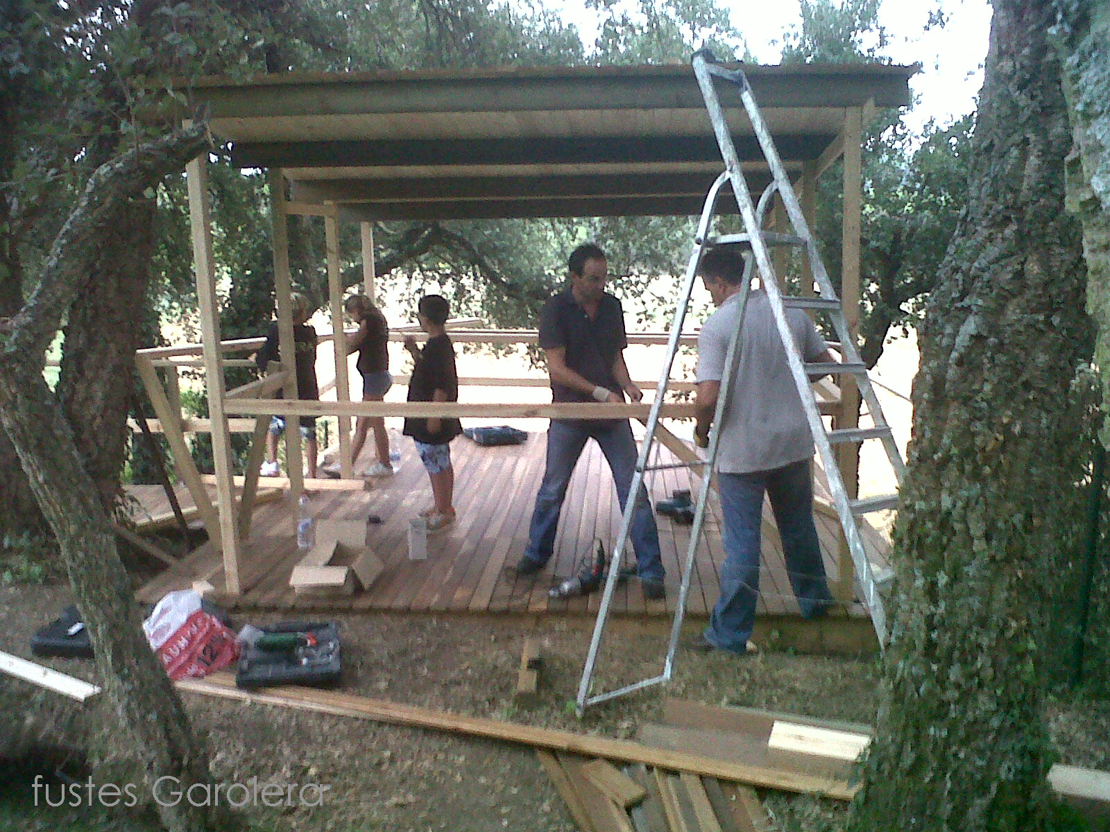Crónica Construcción de una cabaña de madera para principiantes