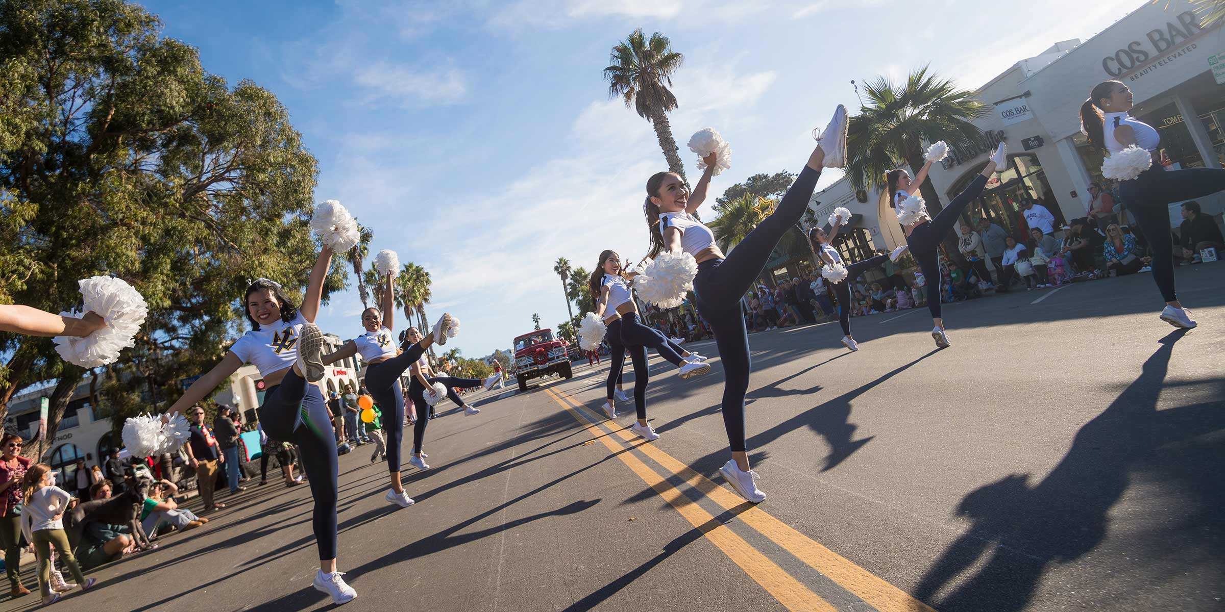 2023 La Jolla Christmas Parade & Holiday Festival