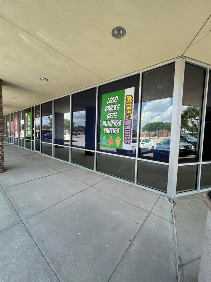 Bricks and Minifigs Todays DFW