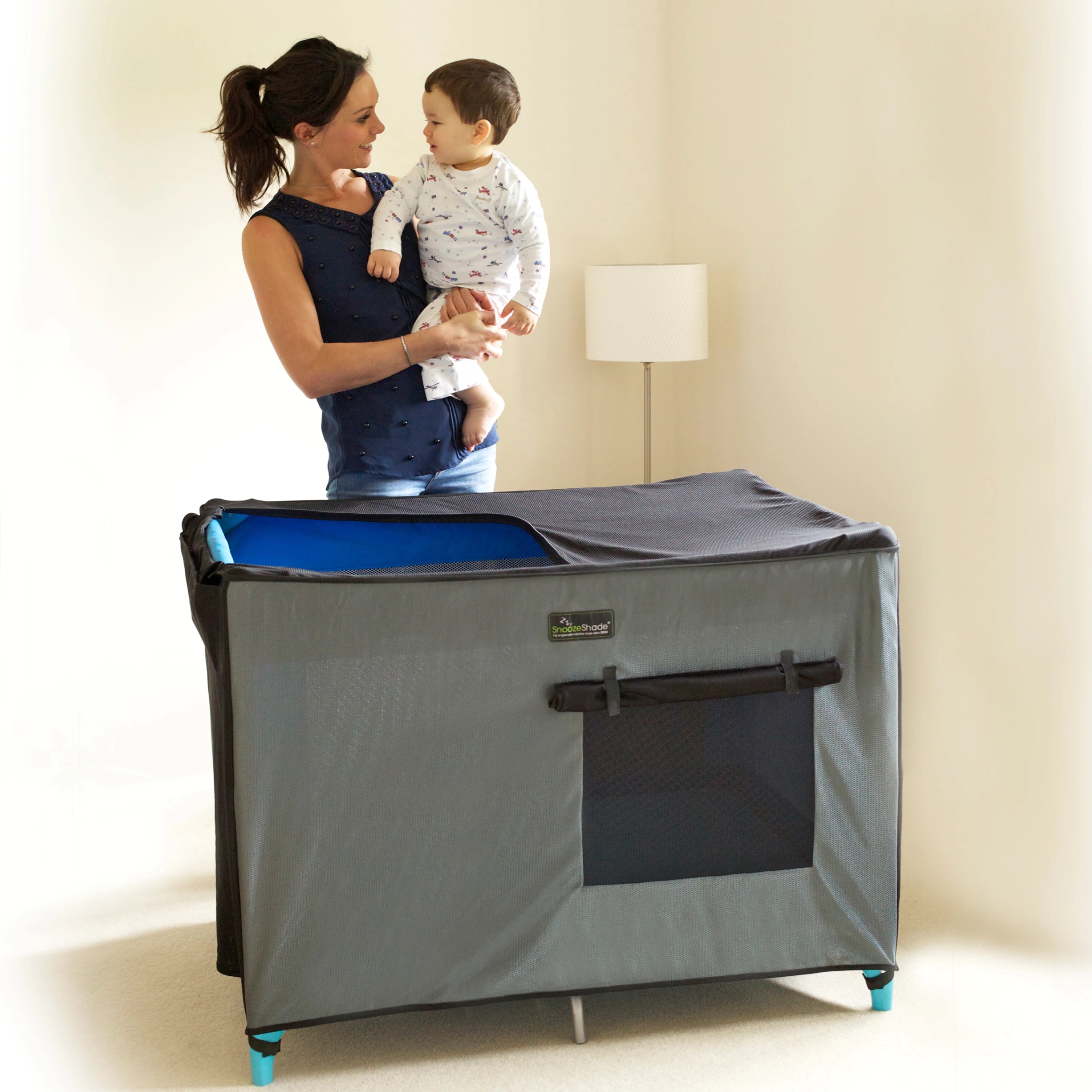 Win a Snoozeshade for travel cots