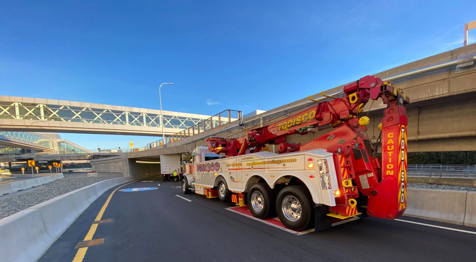 24/7 Roadside Assistance and Towing Service in Salem, MA