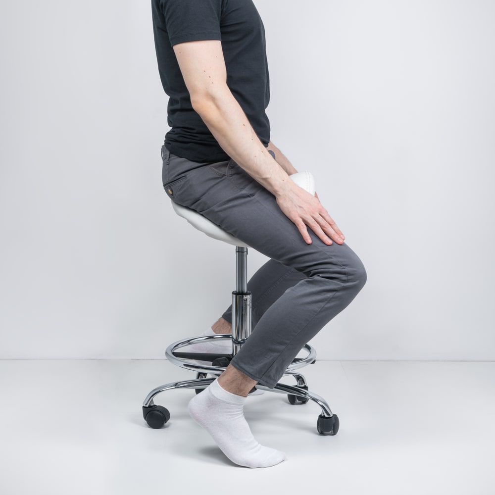 Is Sitting On a Stool Bad For Your Back? To Ergonomics
