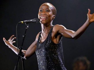 Rokia Traoré France: la chanteuse Rokia Traoré incarcérée, la colère monte