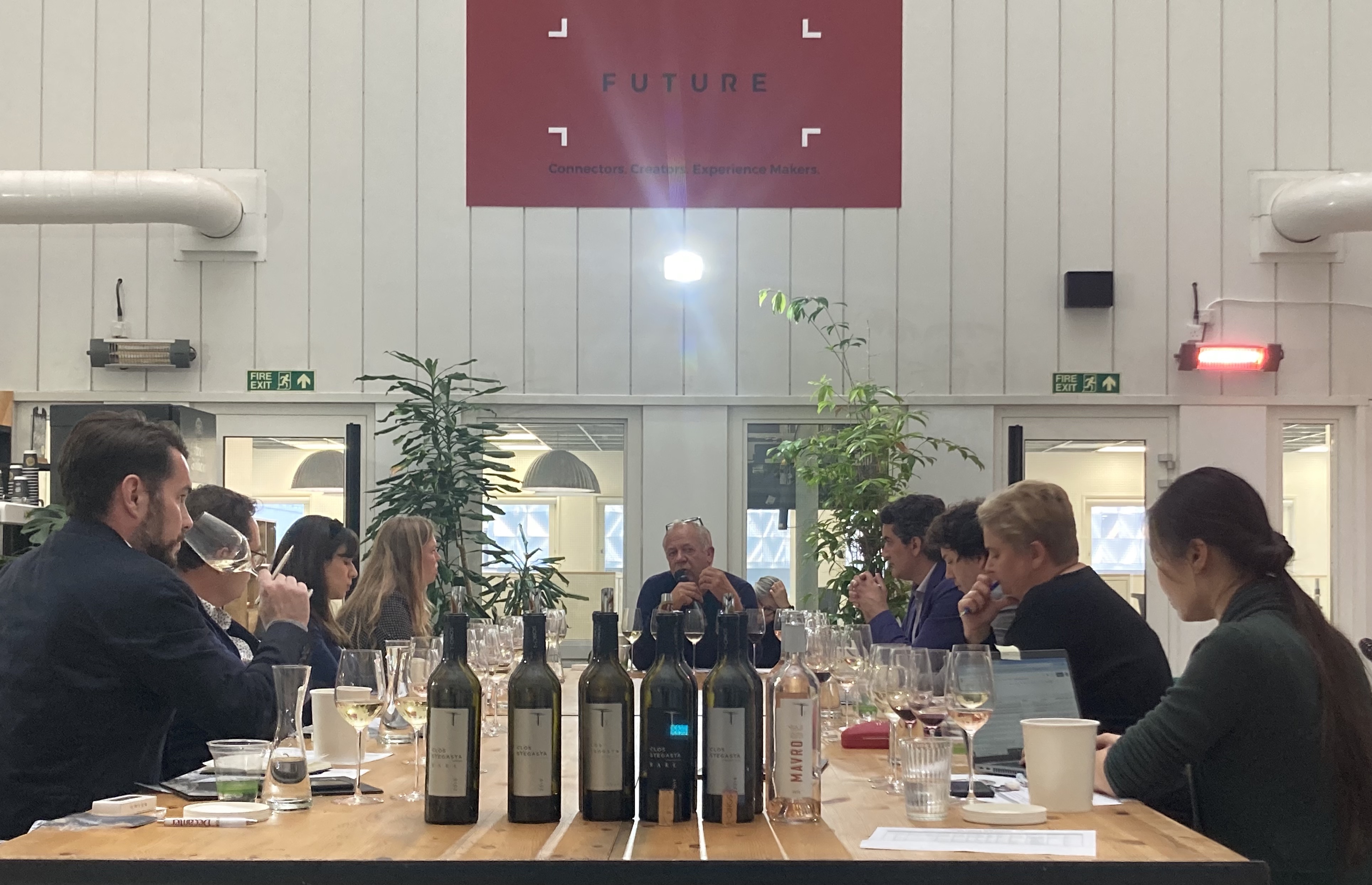 Decanter wine tasting in London Toinos