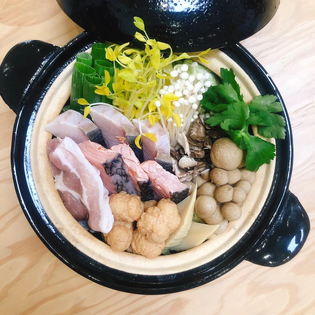 Donabe Cooking Class at Chateau Hanare TOIRO