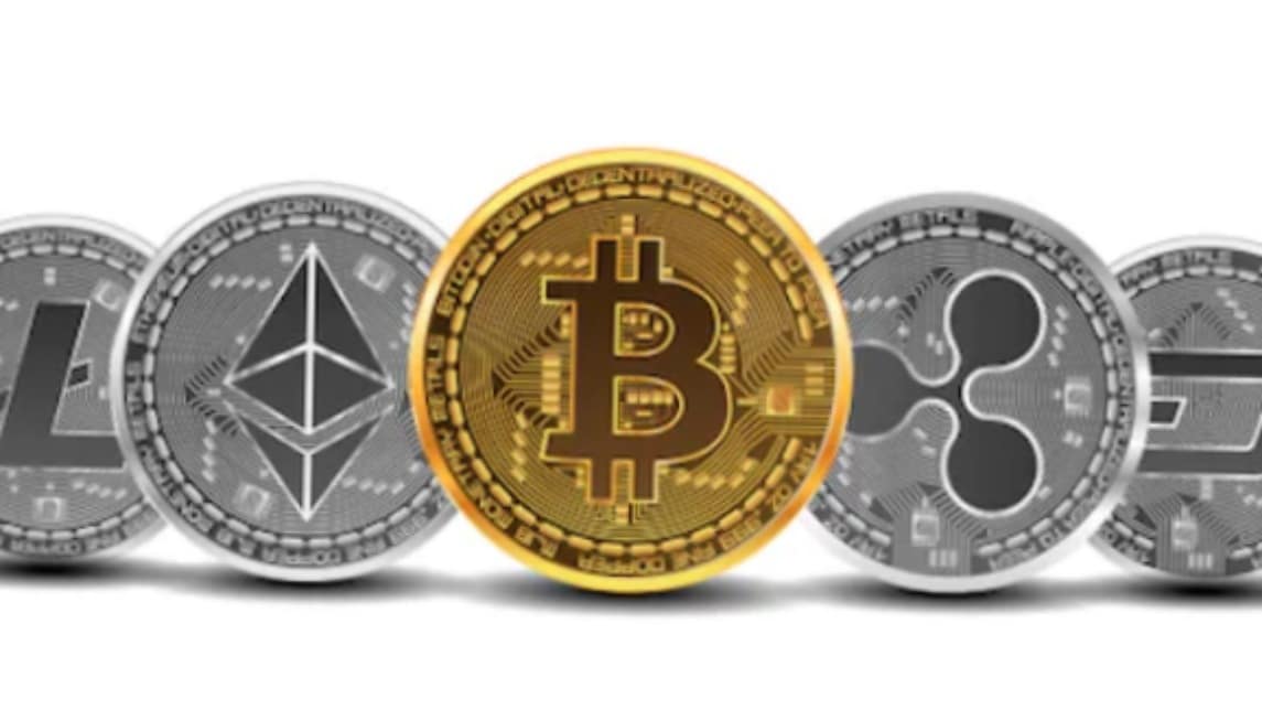 Crypto Enthusiast Auctions Bars For 25 BTC or 800 ETH