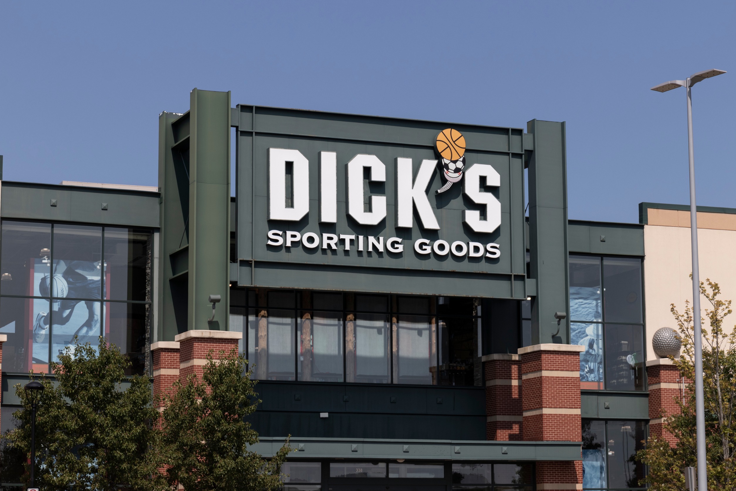 Dick's Sporting Goods Shares Plunge as Retailer Blames Increased Theft