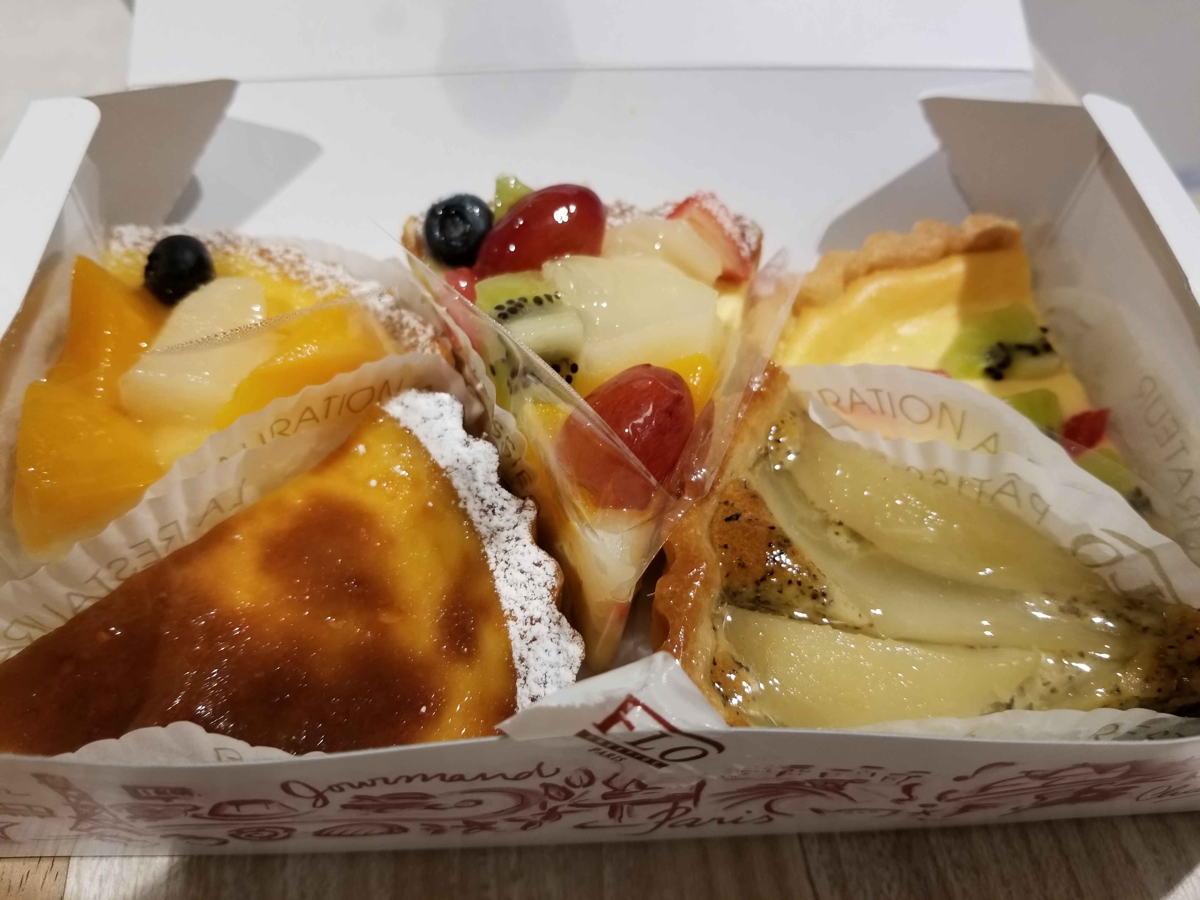 昨日スタイリストのテスト受かりたての後輩がカットしに来てくれました✨国分寺北口 美容室 LAND