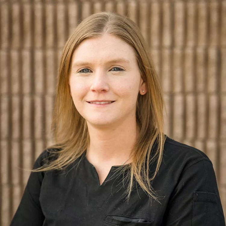 Veterinarian In Maumee, OH Veterinary Emergency Center