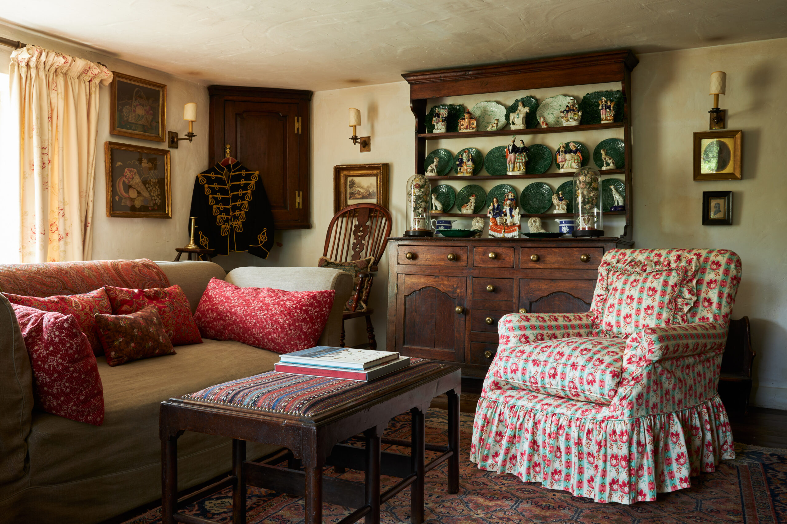 About Tolstoy Cottage