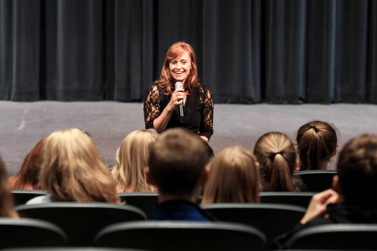 Broadway Performer Inspires Carmel Middle School Students