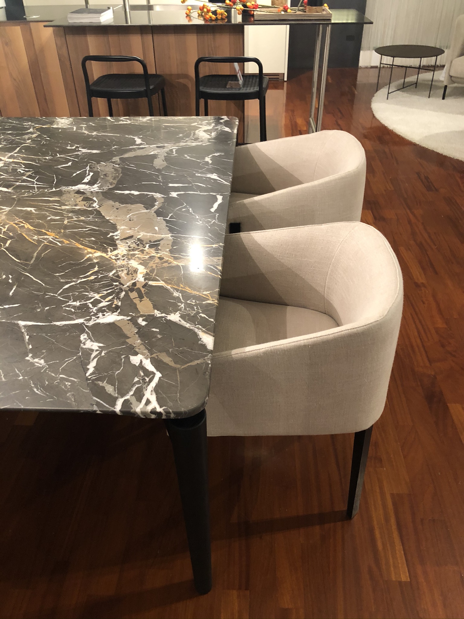 Da 616,00 €+ » acquista ora! 11 prodotti disponibili i più venduti nel 2022 tanti colori in saldo: DE PADOVA TAVOLO 95 Tomatis casa