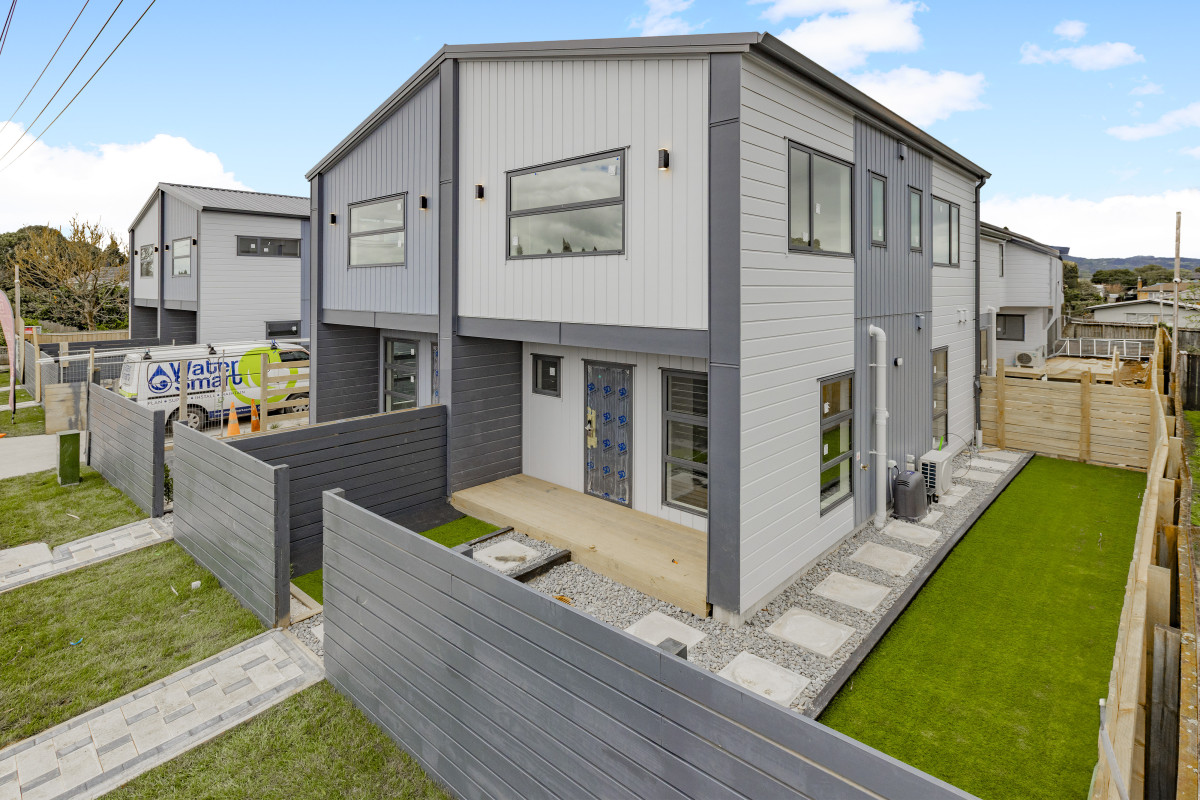 1/43 Clevedon Road Papakura Tomatoq