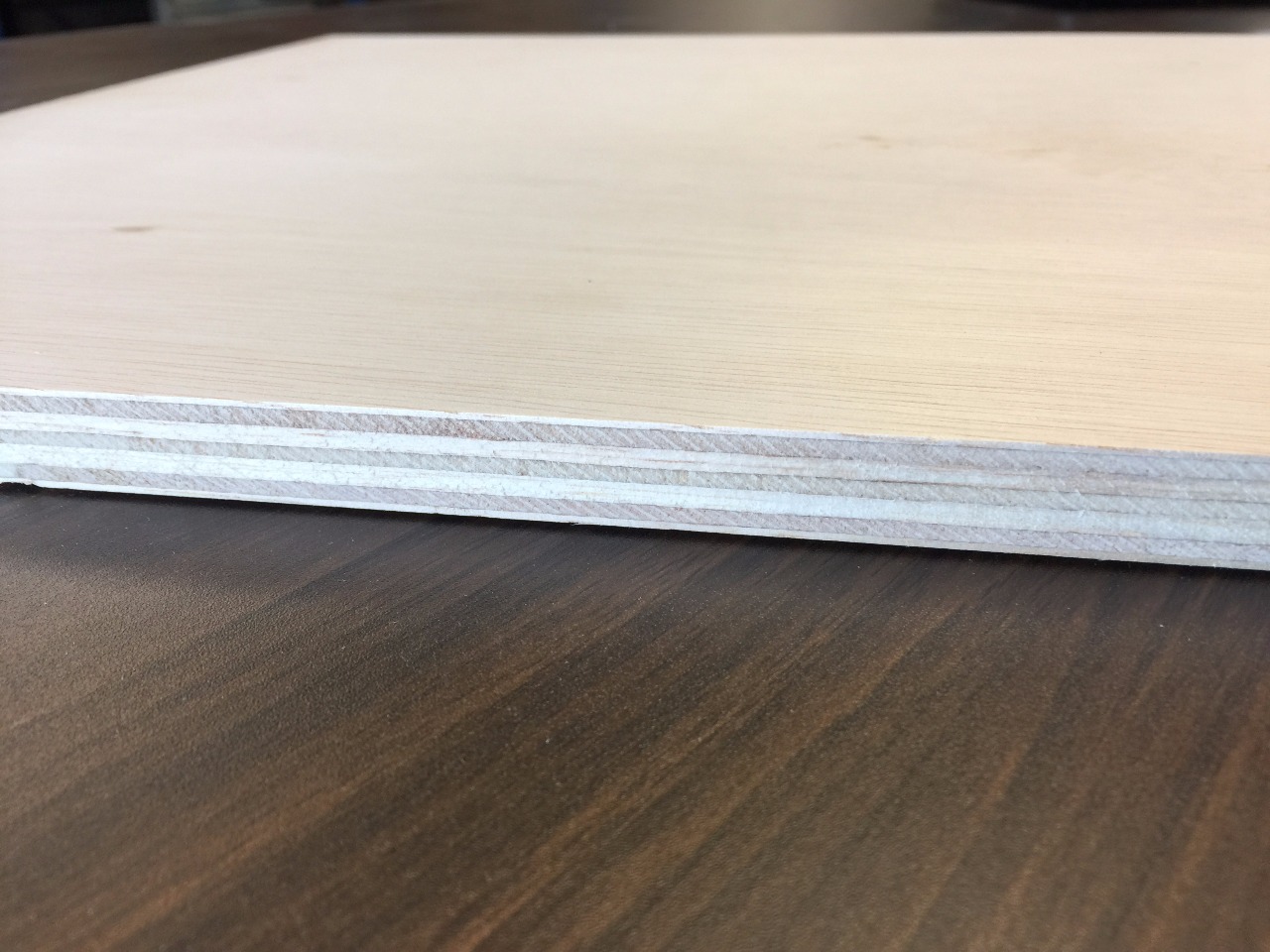 15mmx600mmx1200mm Lightweight BC Plywood Tombalek