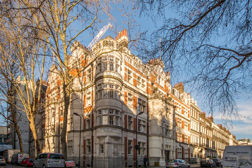 Bedford Court Mansions tombs developments