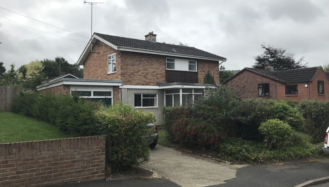 Charlton Kings tombs developments