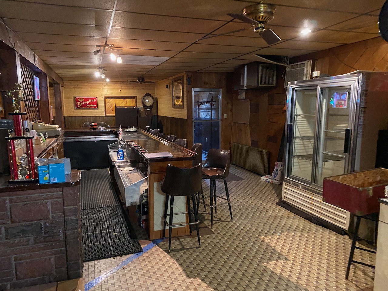 SOLD! Tamaqua Commercial Property! Bar, Apartments, Garages Tom Hall Auctions, Inc.