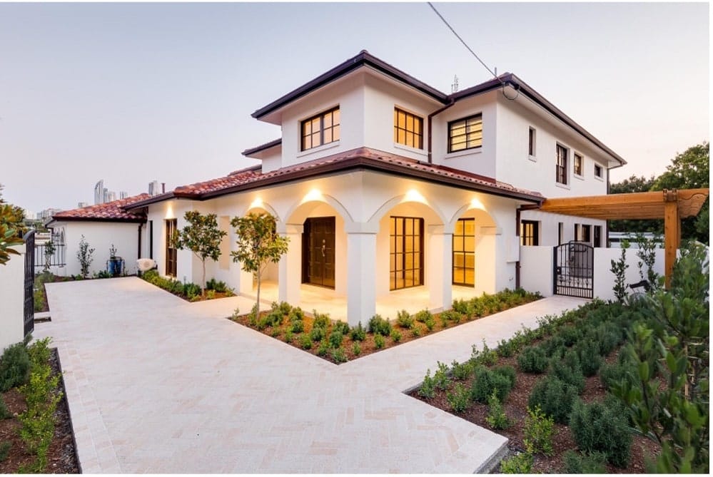 6 Features Your Luxury Home Needs Builders Gold Coast