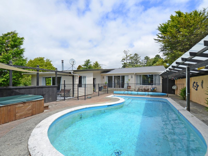 250 Blue Mountains Road, Blue Mountains Upper Hutt 5371 Tommy's Real