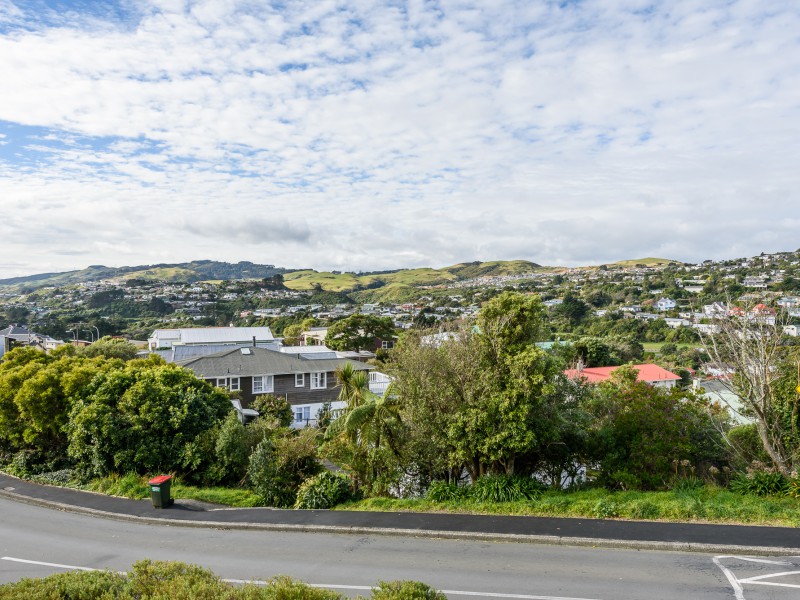6/5 Hawtrey Terrace, Johnsonville Wellington 6037 Tommy's Real Estate
