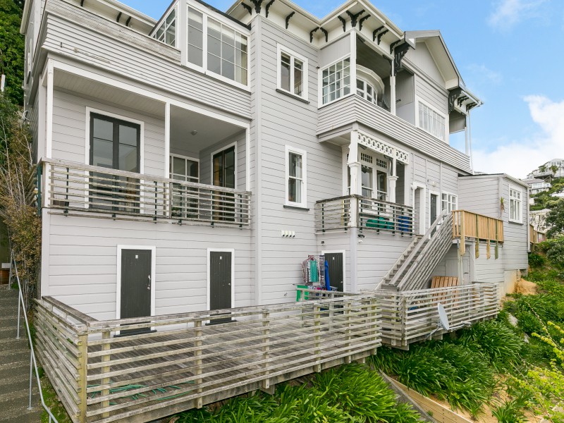 218 Oriental Parade, Oriental Bay Wellington 6011 Tommy's Real Estate
