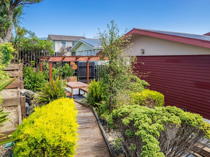 67 Ruskin Road, Newlands Wellington 6037 Tommy's Real Estate