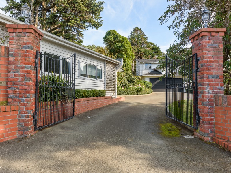 1 Homewood Crescent, Karori Wellington 6012 Tommy's Real Estate