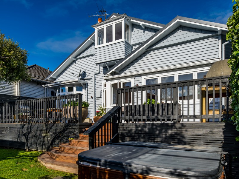 82 Brougham Street, Mount Victoria Wellington 6011 Tommy's Real Estate