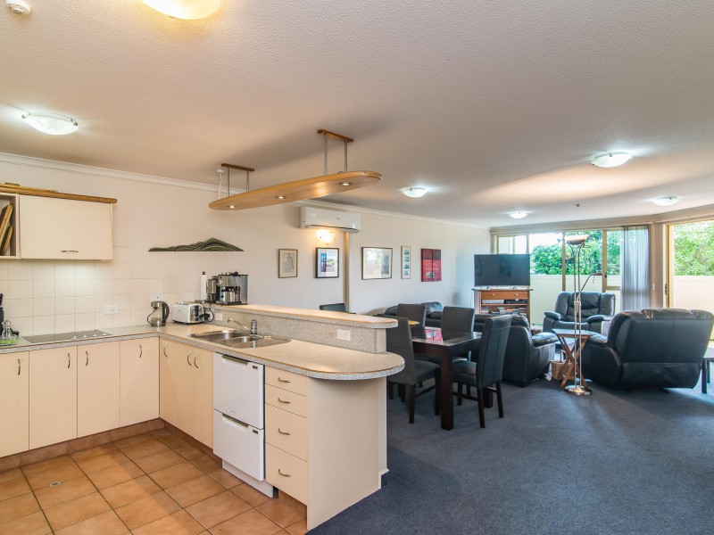 8/44 Marine Parade, Paraparaumu Beach Kapiti Coast 5032 Tommy's Real