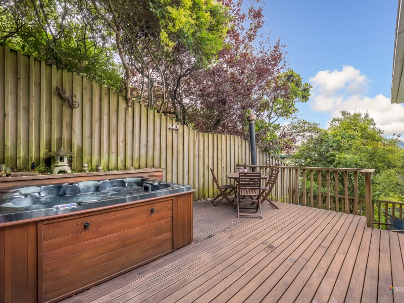 10 Hill Grove, Naenae Lower Hutt City 5011 Tommy's Real Estate