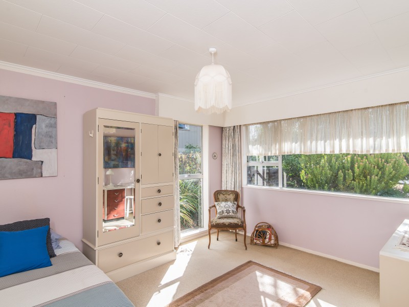 7 Kingswood Grove, Raumati Beach Kapiti Coast 5032 Tommy's Real Estate