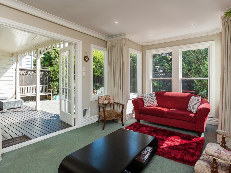 16 Naughton Terrace, Kilbirnie Wellington 6022 Tommy's Real Estate