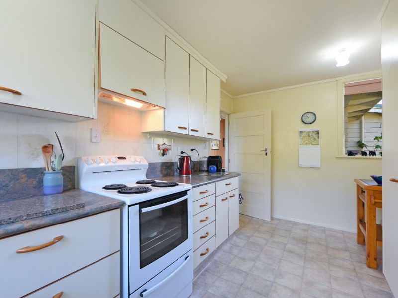 13 Elm Street, Ebdentown Upper Hutt Tommy's Real Estate