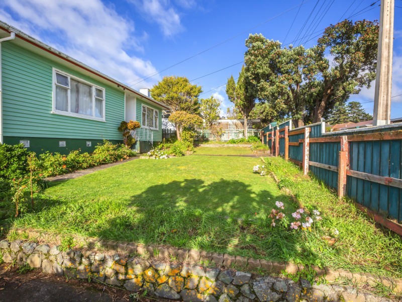 21 Sievers Grove, Cannons Creek Porirua City 5024 Tommy's Real Estate