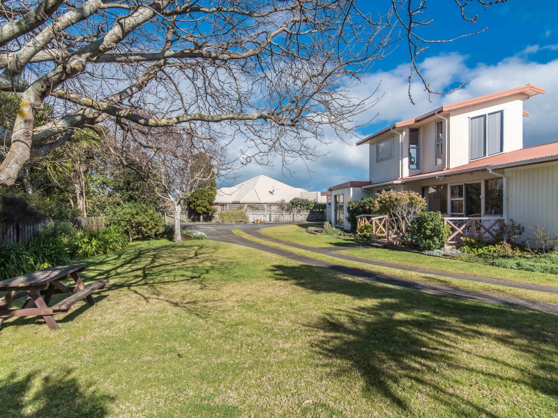 30 Mahana Road, Paraparaumu Beach Kapiti Coast 5032 Tommy's Real Estate