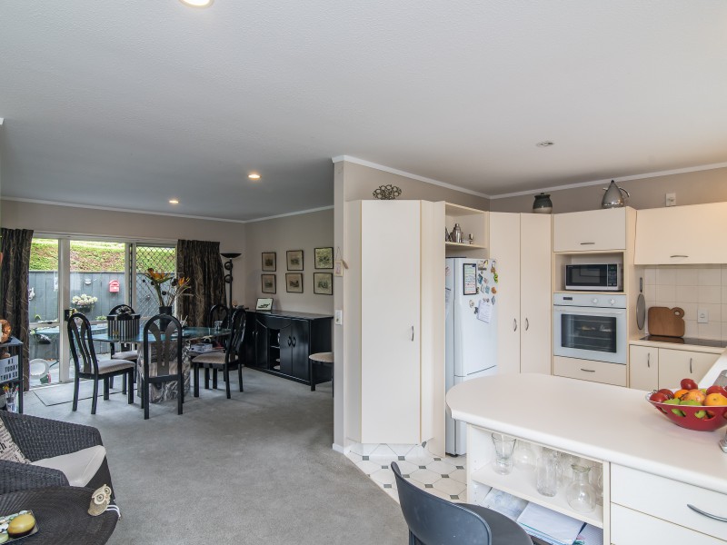 166A Raumati Road, Raumati Beach Kapiti Coast 5032 Tommy's Real Estate